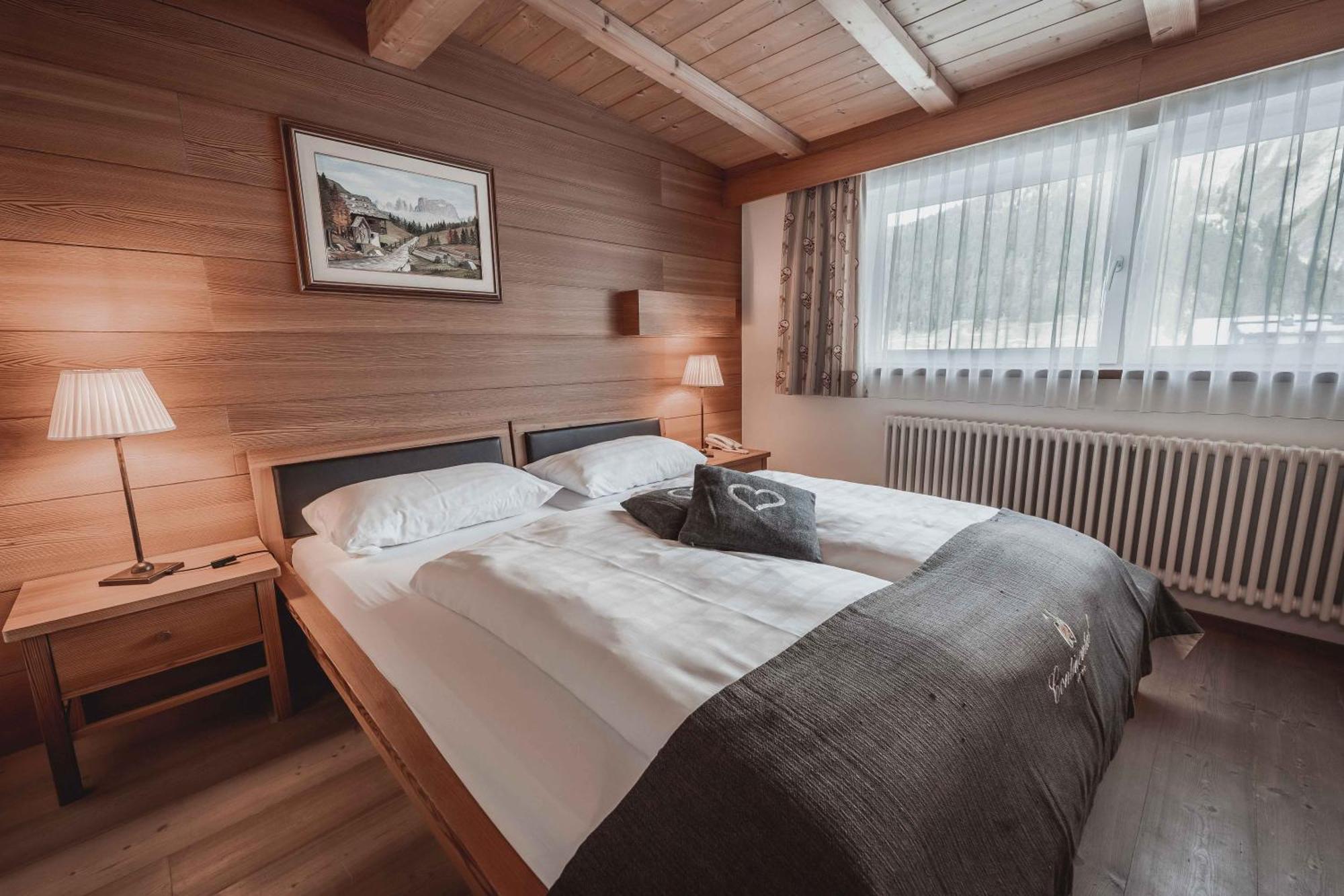 Hotel Continental Dolomites Selva di Val Gardena Extérieur photo